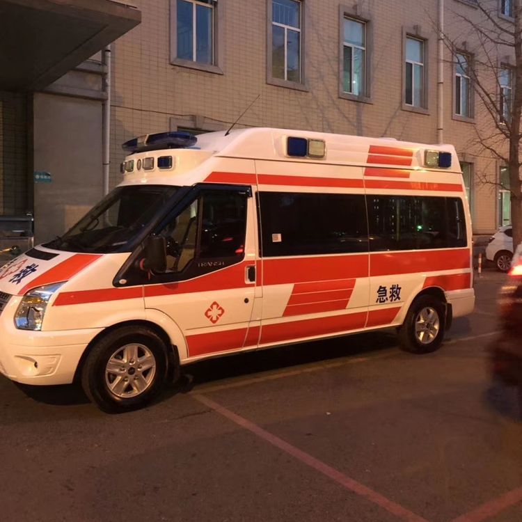 怒江夜间租赁救护车护送病人转院：安全转运的 8 大核心注意事项